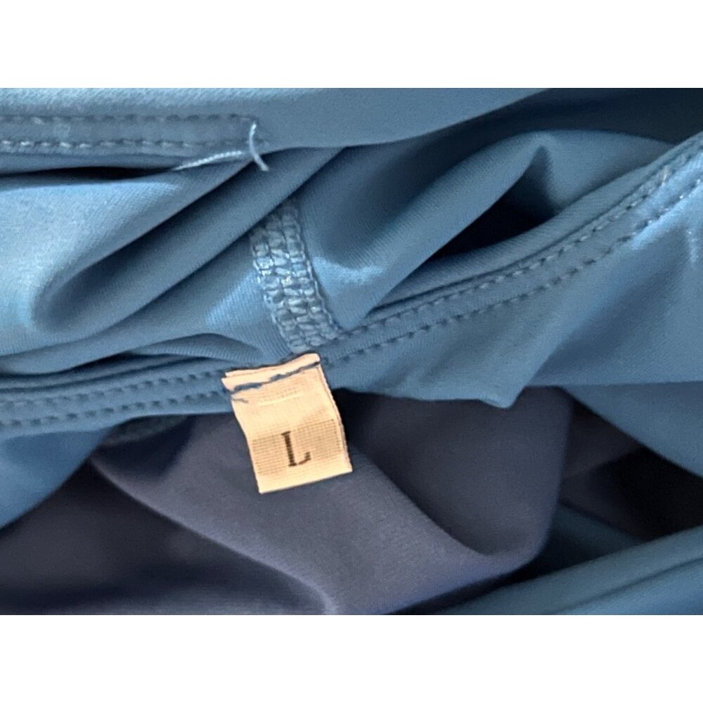 Halara Square Neck Twisted Strap Backless Shorts … - image 4